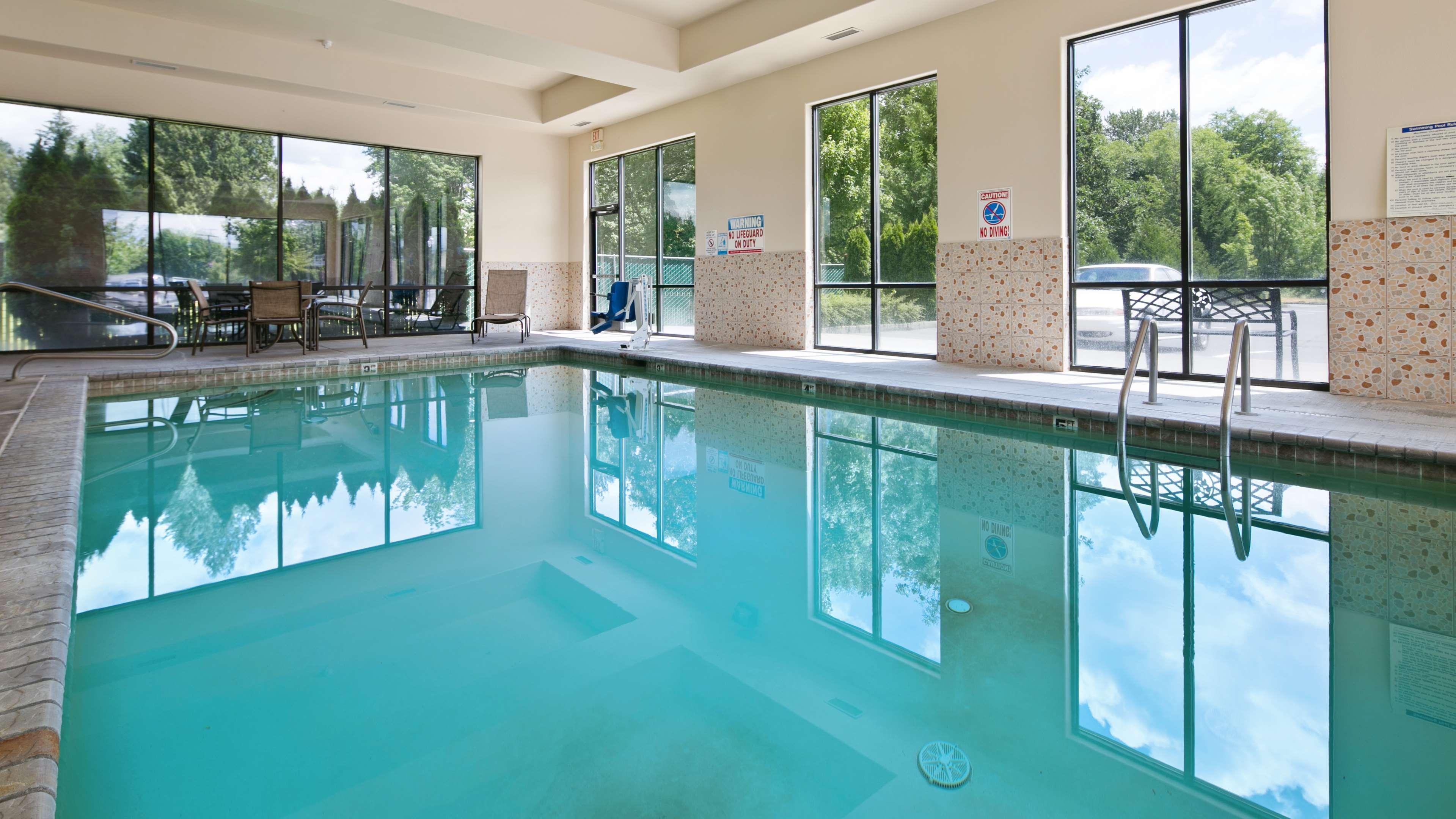 Best Western Plus Battleground Inn & Suites Battle Ground Екстер'єр фото