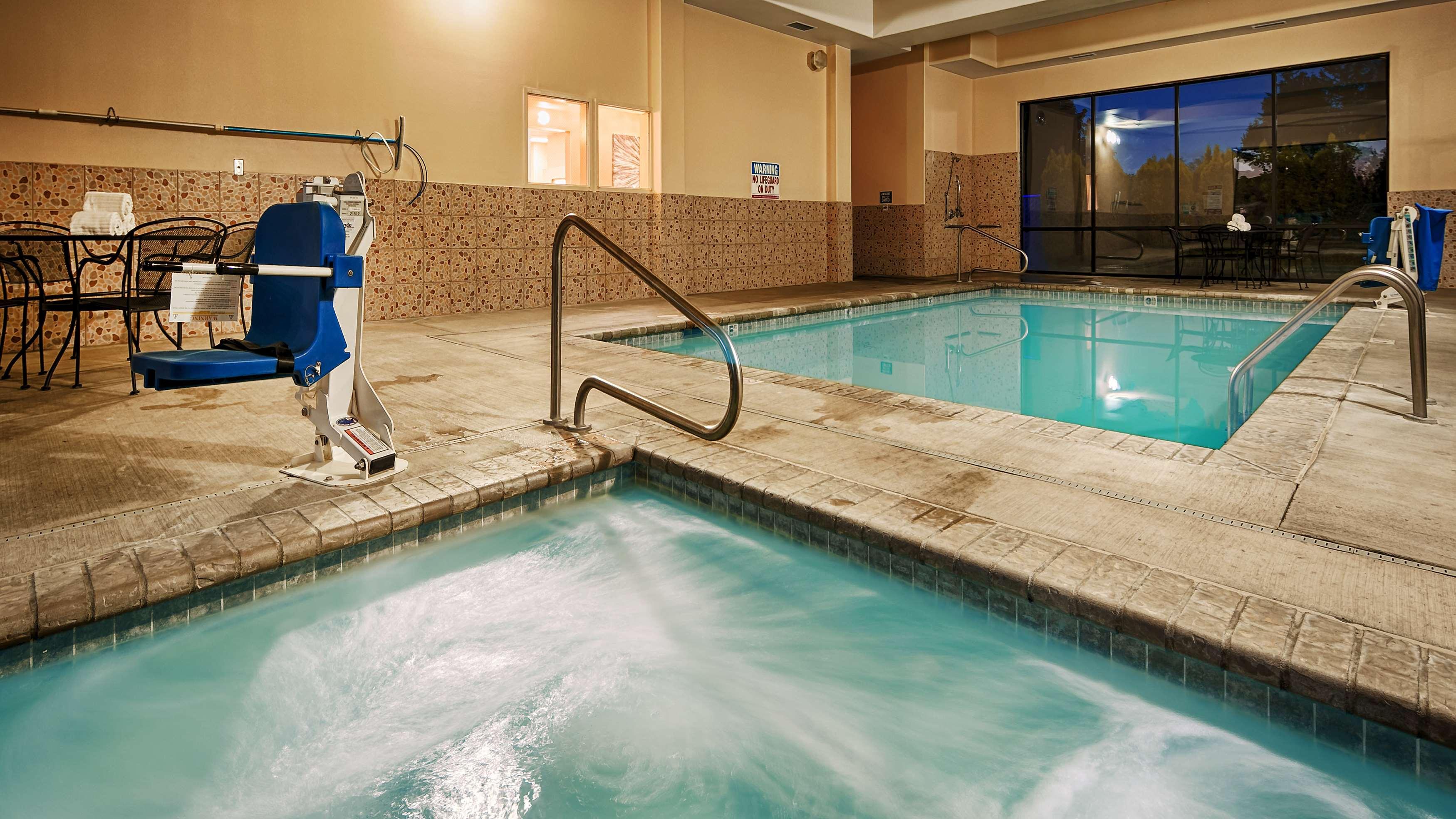 Best Western Plus Battleground Inn & Suites Battle Ground Екстер'єр фото