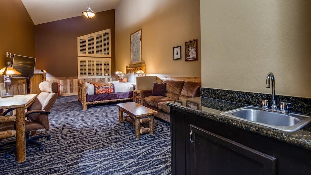 Best Western Plus Battleground Inn & Suites Battle Ground Екстер'єр фото
